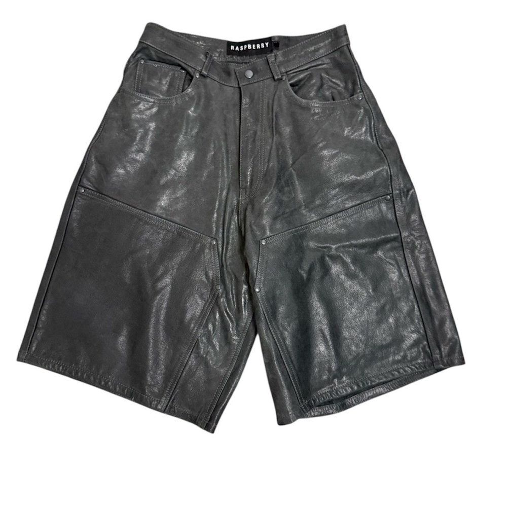 Gv Leather shorts